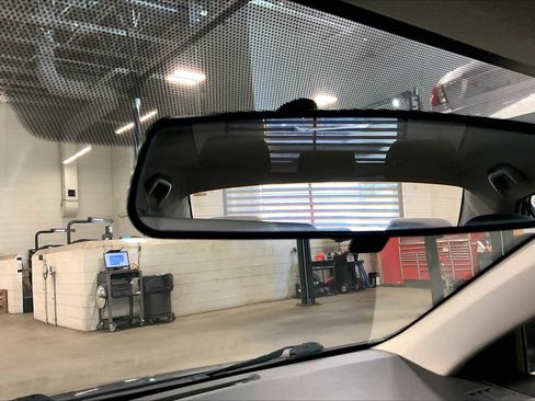 Used 2012 Toyota Corolla LE image 27