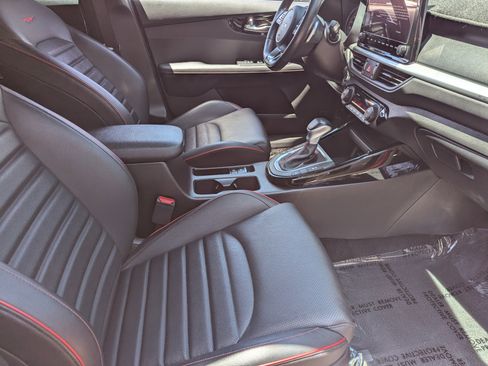 Certified 2023 Kia Forte GT w/ GT2 Package FWD image 10