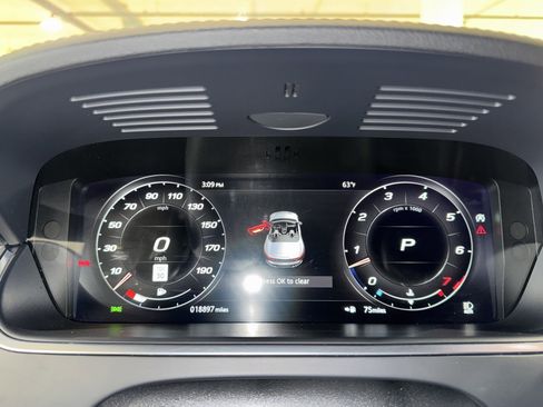 Used 2024 Jaguar F-TYPE R-Dynamic image 21