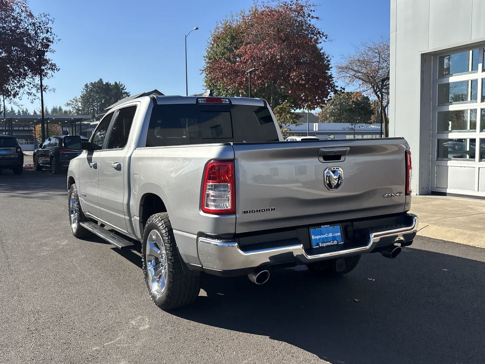 Used 2022 RAM 1500 Big Horn AWD/4WD image 3