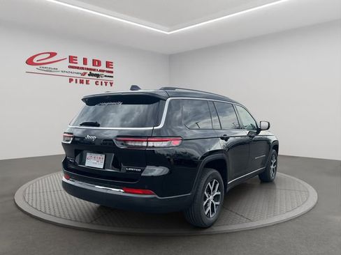 Used 2023 Jeep Grand Cherokee L Limited w/ Luxury Tech Group II image 6