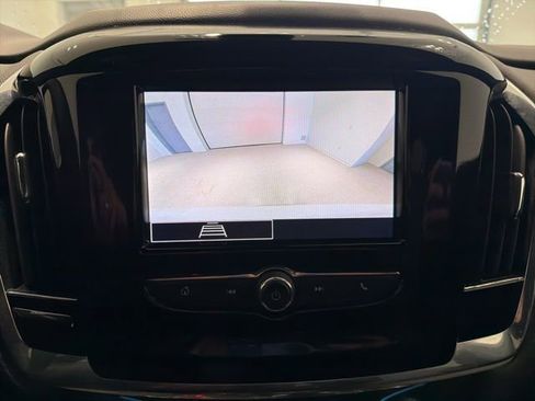 Certified 2023 Chevrolet Traverse LT image 19