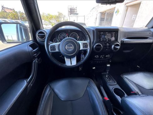 Used 2016 Jeep Wrangler Unlimited Sport AWD/4WD image 14