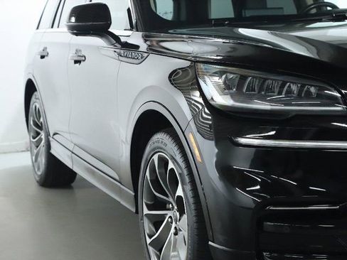 Certified 2023 Lincoln Aviator Grand Touring w/ Elements Package Plus image 9