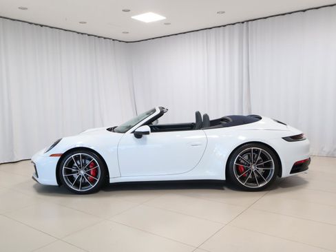 Used 2021 Porsche 911 Carrera S image 2