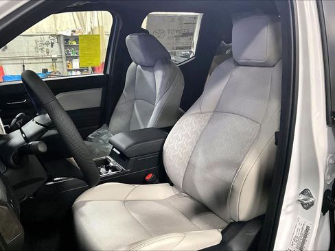 New 2026 Toyota Tacoma Limited image 9