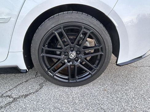 Used 2022 Toyota Corolla SE w/ Carpet Mat Package (TMS) image 26