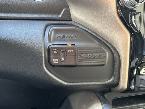 Used 2022 RAM 2500 Laramie AWD/4WD image 22