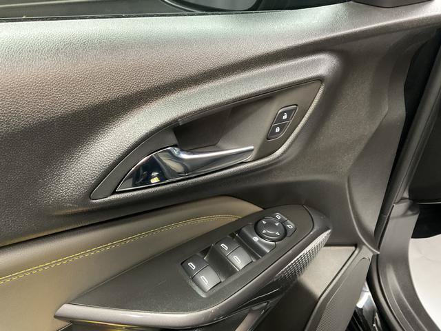 Used 2024 Chevrolet Trax ACTIV FWD image 12