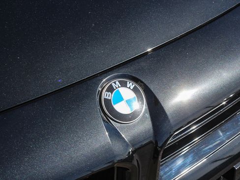 Used 2024 BMW M2 w/ Lighting Package image 11