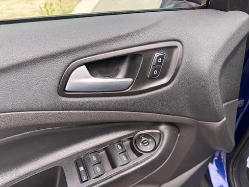 Used 2016 Ford Escape SE image 36