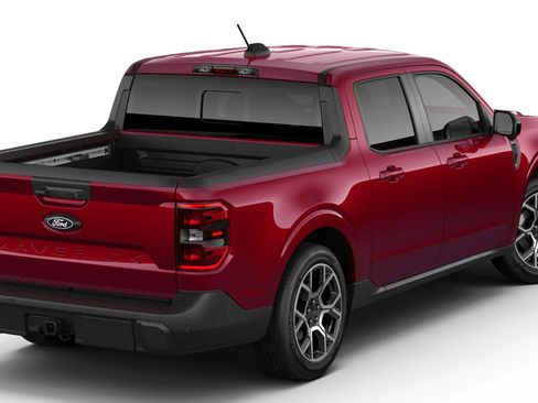 New 2026 Ford Maverick Lariat image 3