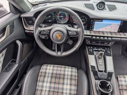 Certified 2025 Porsche 911 Turbo AWD/4WD image 20