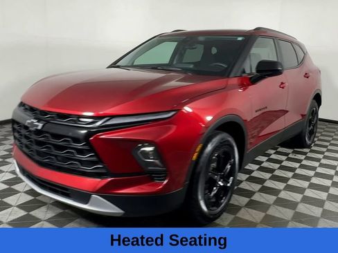 Used 2024 Chevrolet Blazer LT w/ Convenience Package FWD image 6