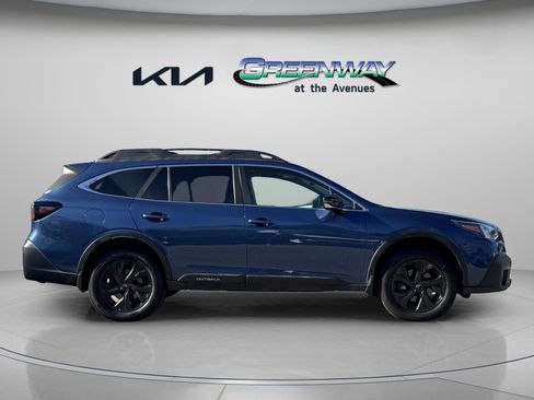 Used 2020 Subaru Outback Onyx Edition XT image 8