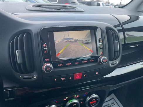 Used 2015 FIAT 500L Trekking image 17