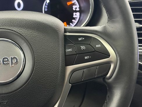 Used 2019 Jeep Grand Cherokee Altitude AWD/4WD image 22