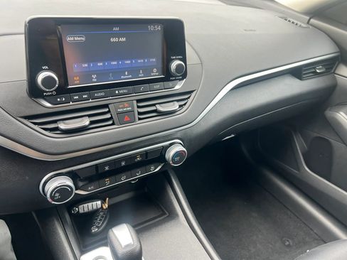 Used 2021 Nissan Altima 2.5 S FWD image 22