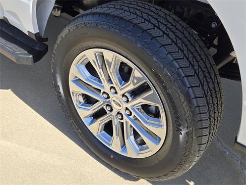 New 2025 Ford F150 Lariat w/ Equipment Group 502A High image 9