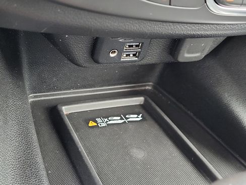 Certified 2022 Chevrolet Traverse Premier w/ Redline Edition image 28