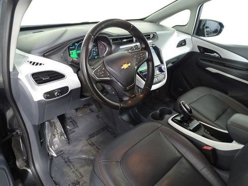 Used 2020 Chevrolet Bolt Premier w/ Infotainment Package image 23