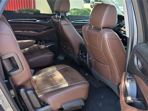 Used 2019 Buick Enclave Avenir w/ Trailering Package, 5000 lbs. AWD/4WD image 16
