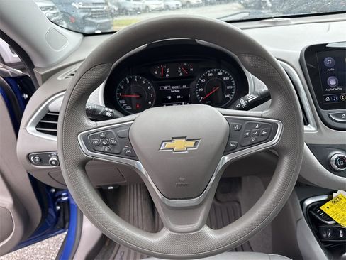 Used 2023 Chevrolet Malibu LT w/ Driver Confidence Package image 28