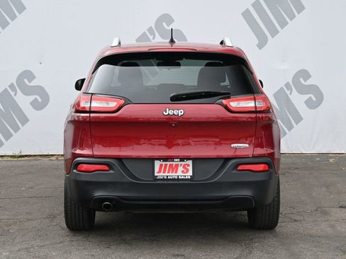 Used 2015 Jeep Cherokee Latitude FWD image 5