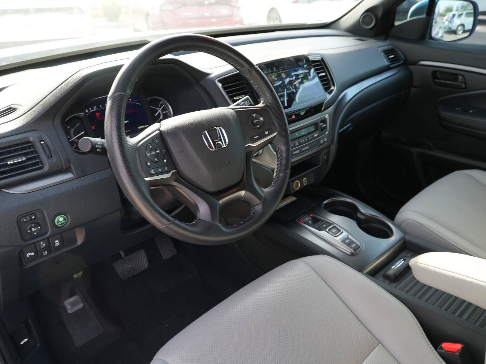 Used 2023 Honda Passport EX-L image 6
