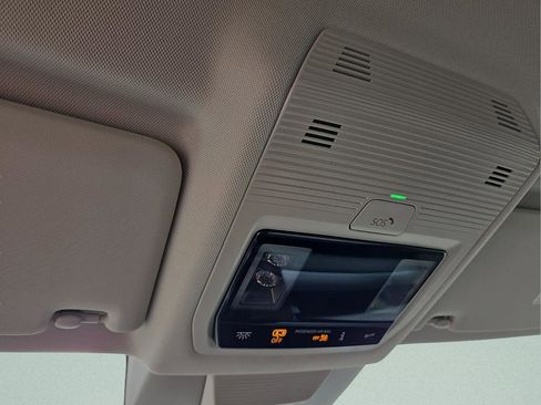 New 2026 Volkswagen Tiguan S image 19