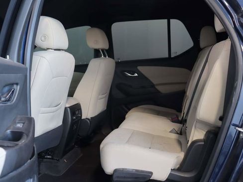 Certified 2023 Chevrolet Traverse LS w/ LPO, Cargo Package FWD image 15
