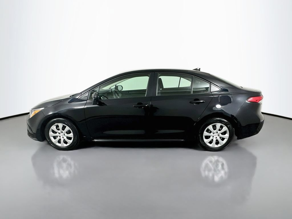 Certified 2025 Toyota Corolla LE FWD image 8