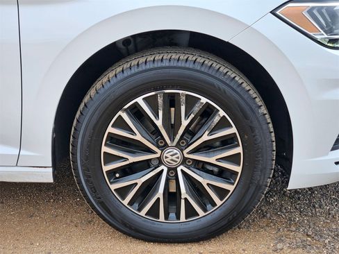 Used 2020 Volkswagen Jetta SE image 29
