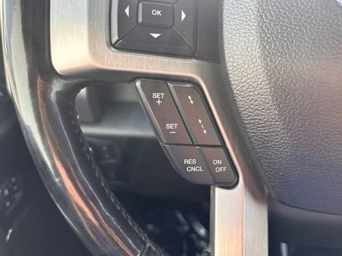 Certified 2020 Ford F350 Platinum w/ Tremor Off-Road Package AWD/4WD image 30