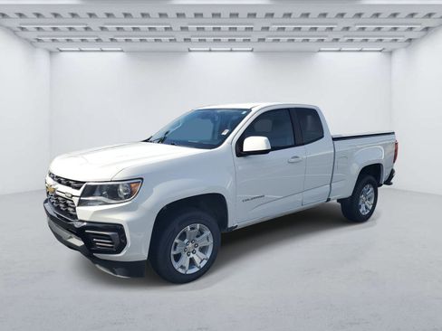 Used 2022 Chevrolet Colorado LT w/ Fleet Safety Package RWD image 2