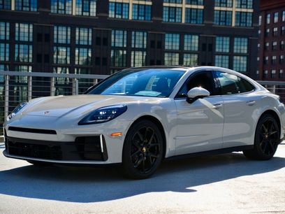 New 2026 Porsche Panamera 4