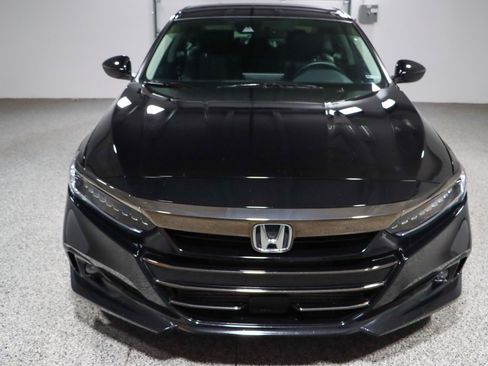 Used 2022 Honda Accord Sport Special Edition image 4