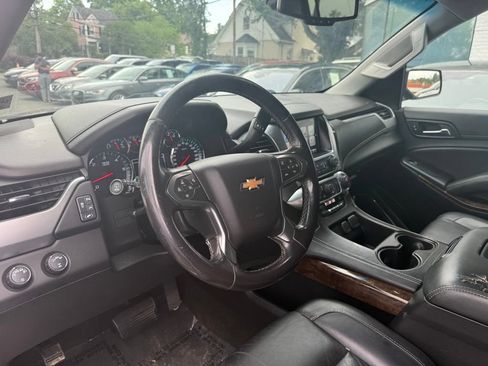 Used 2018 Chevrolet Suburban LT AWD/4WD image 11