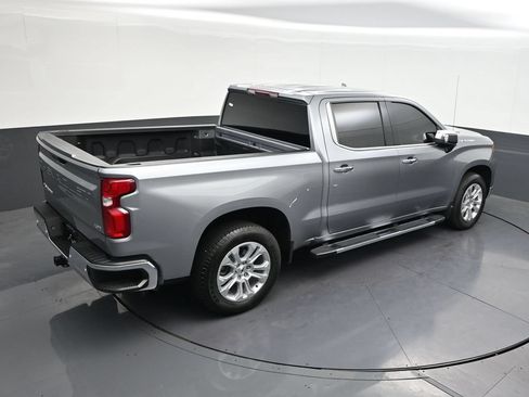 Used 2025 Chevrolet Silverado 1500 LTZ RWD image 23