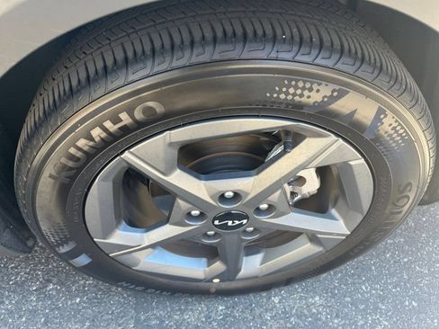 Used 2025 Kia K4 FWD image 29
