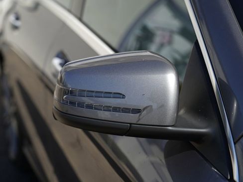 Used 2018 Mercedes-Benz CLA 250 4MATIC image 9