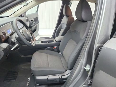 New 2026 Nissan Kicks S image 19