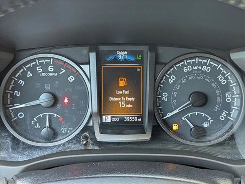 Used 2023 Toyota Tacoma TRD Off-Road w/ Advanced Technology Package AWD/4WD image 11