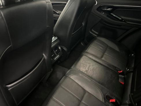 Used 2020 Land Rover Range Rover Evoque SE AWD/4WD image 11