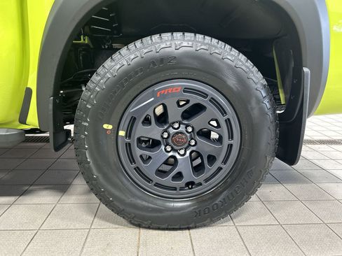 New 2026 Nissan Frontier PRO-4X w/ Pro-4x Convenience Package AWD/4WD image 13