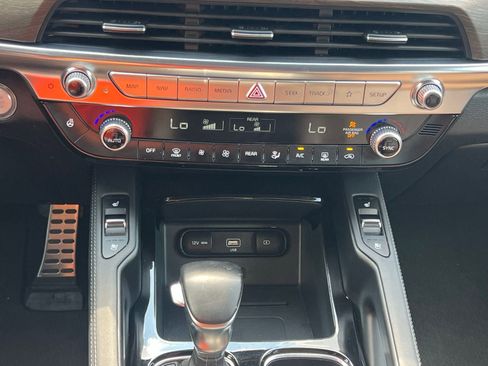 Used 2021 Kia Telluride SX w/ SX Prestige Package AWD/4WD image 39