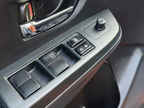 Used 2013 Subaru Crosstrek 2.0i Premium image 18