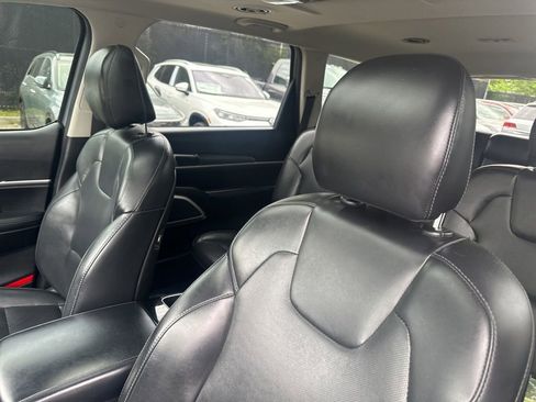 Used 2020 Kia Telluride S AWD/4WD image 9
