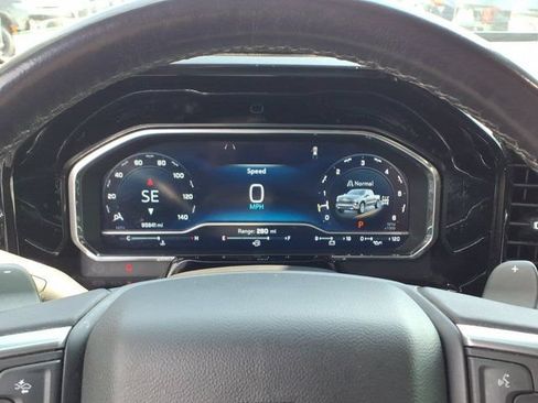 Used 2022 Chevrolet Silverado 1500 LTZ w/ LTZ Premium Package AWD/4WD image 19