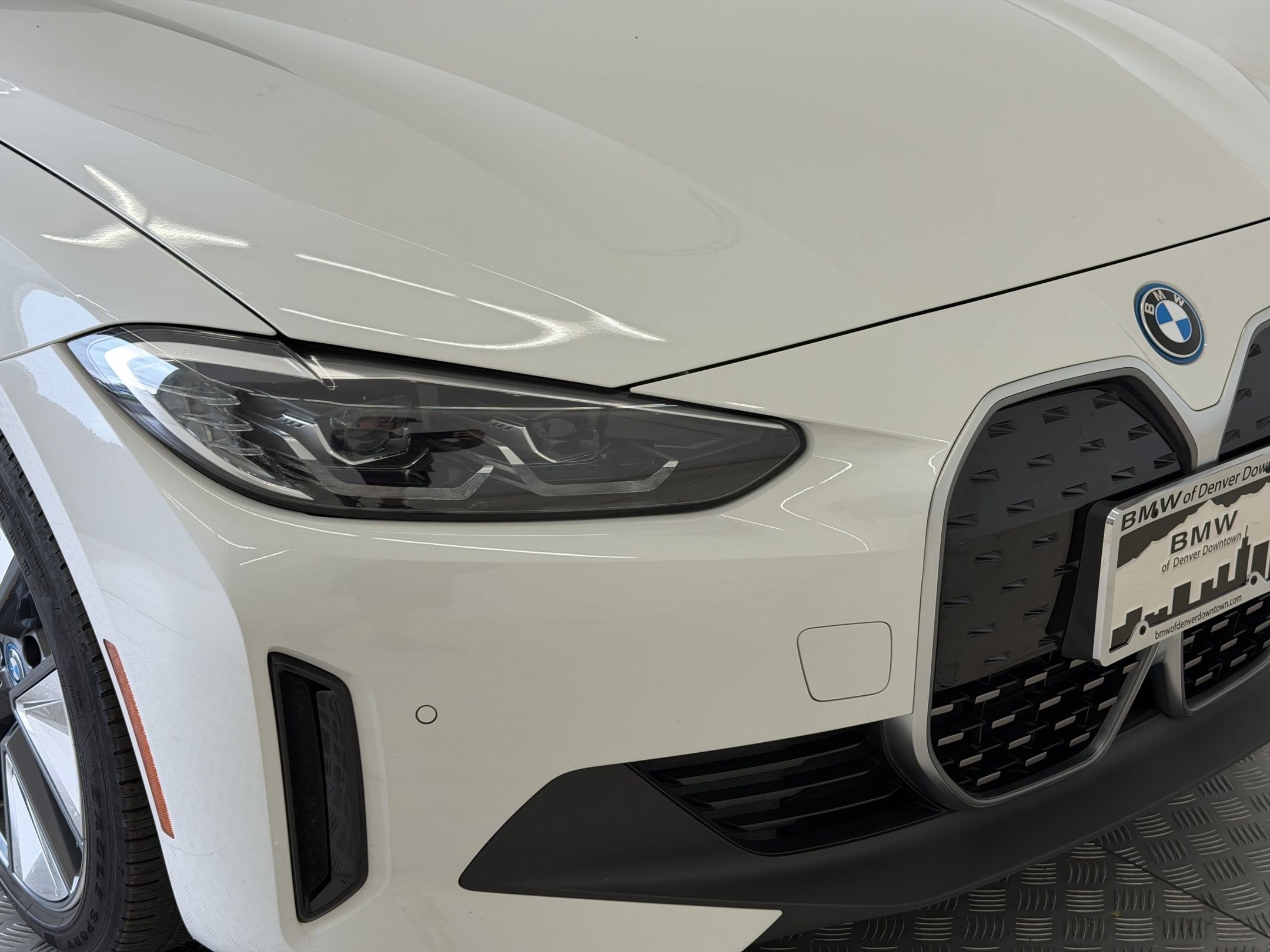 Used 2024 BMW i4 eDrive35 w/ Convenience Package RWD image 12